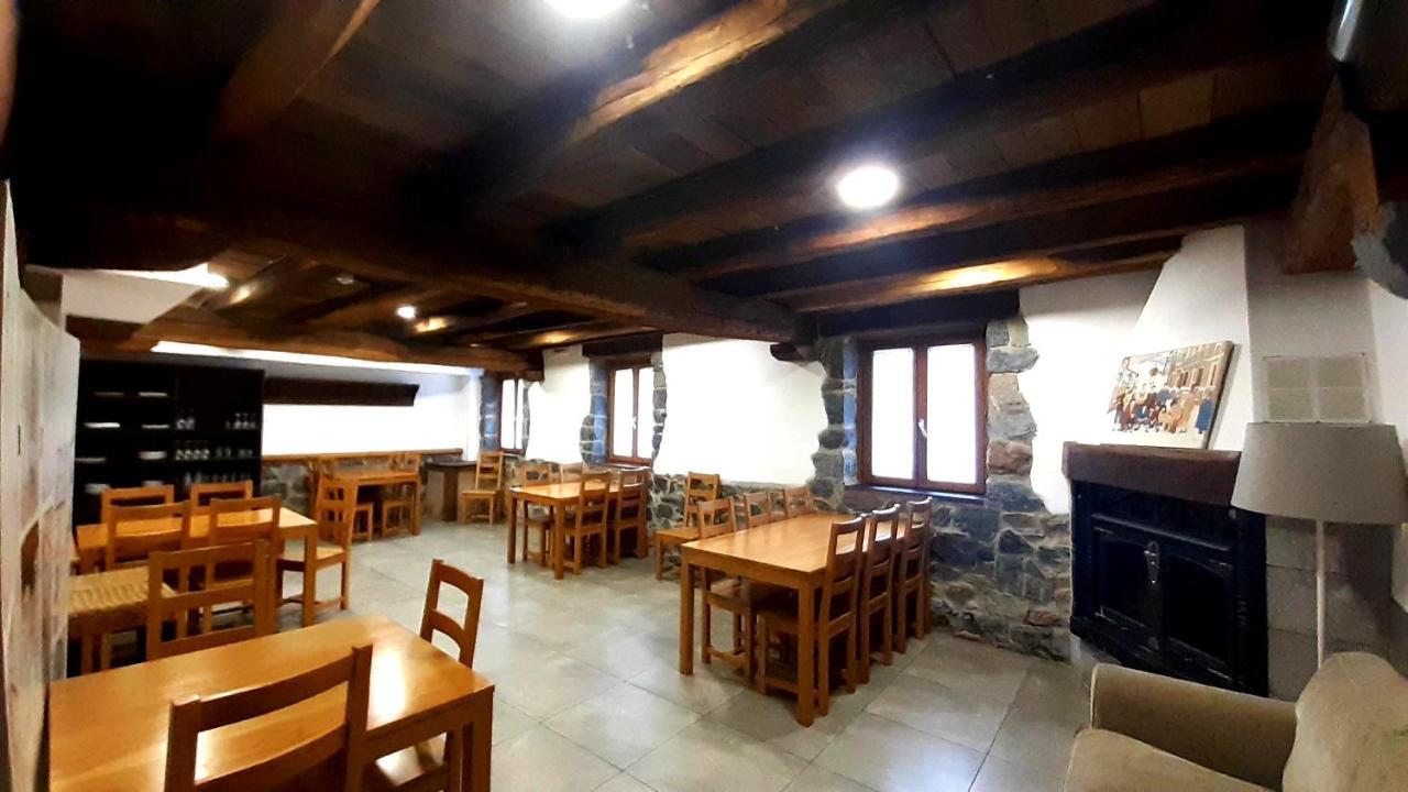 Hostal-Cicloturismo Lopenea Leitza  Eksteriør billede